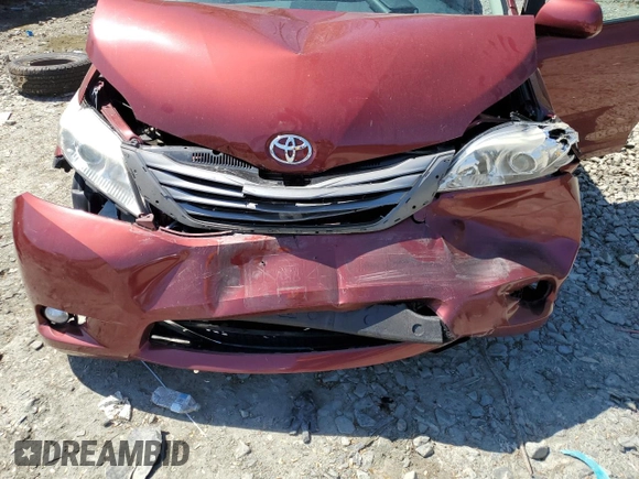 2013 Toyota Sienna XLE AAS with VIN 5TDYK3DC2DS384336, listed as a Copart auction lot 53405715 with 138,563 mi miles and Salvage Title. Bid and sale history available at carsss.com. Image 14.
