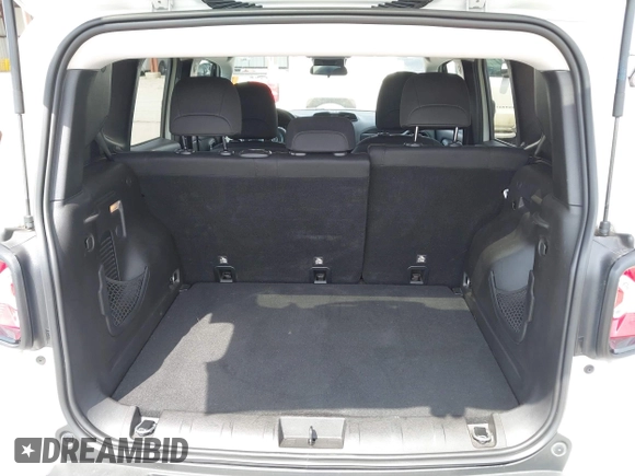 2019 Jeep Renegade Latitude z VIN ZACNJABB2KPK35081, wystawiony jako IAAI lot #42368128 z przebiegiem 94 908 mil mil oraz . Historia ofert i sprzedaży dostępna na DreamBid. Obrazek 17.