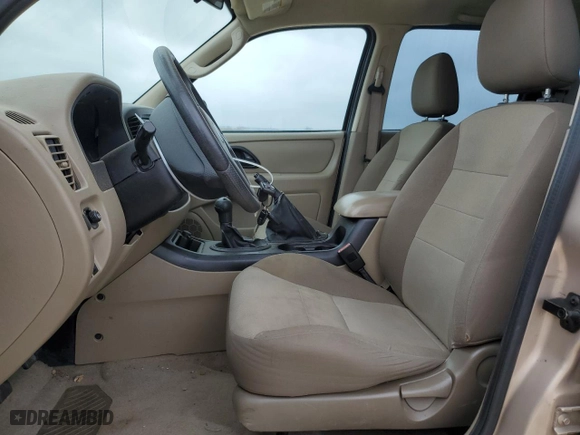 2007 Ford Escape XLS with VIN 1FMYU02Z27KB60488, listed as a Copart auction lot 47476445 with 238,244 mi miles and Salvage Title. Bid and sale history available at carsss.com. Image 7.