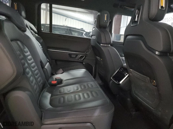 2022 Rivian R1S Launch Edition with VIN 7PDSGABL4NN002354, listed as a Copart auction lot 51320655 with 0 mi miles and Salvage Title. Bid and sale history available at carsss.com. Image 11.