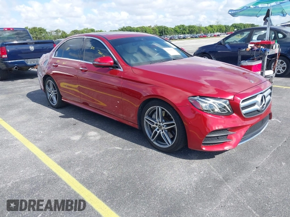 2020 Mercedes-Benz E 350 z VIN WDDZF8DB1LA747787, wystawiony jako IAAI lot #42310513 z przebiegiem 64 707 mil mil oraz . Historia ofert i sprzedaży dostępna na DreamBid. Obrazek 1.