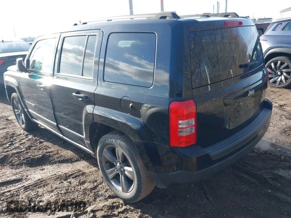 2014 Jeep Patriot High Altitude with VIN 1C4NJPFAXED888929, listed as a IAAI auction lot 41474736 with 117,697 mi miles and . Bid and sale history available at carsss.com. Image 3.