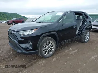 2021 Toyota RAV4 XLE Premium с VIN JTMA1RFV8MD069137, выставлен на аукционе IAAI как лот 42371437 с пробегом 25 602 миль миль и . История ставок и продаж доступна на DreamBid. Изображение 18.