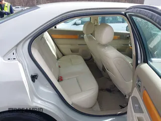 2007 Lincoln MKZ with VIN 3LNHM26T97R631517, listed as a IAAI auction lot 41813657 with 57,725 mi miles and . Bid and sale history available at carsss.com. Image 8.