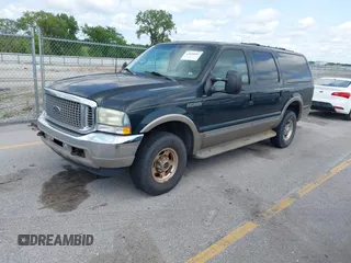 2002 Ford Excursion Limited с VIN 1FMNU43S42ED22009, выставлен на аукционе IAAI как лот 42850001 с пробегом 132 395 миль миль и . История ставок и продаж доступна на DreamBid. Изображение 19.