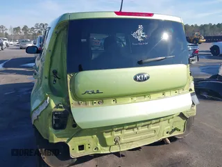2015 Kia Soul with VIN KNDJN2A25F7807888, listed as a IAAI auction lot 41801637 with 211,511 mi miles. Bid and sale history available at carsss.com. Image 6.
