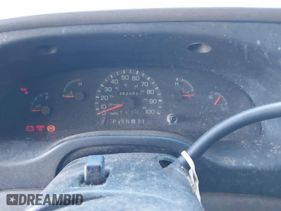1999 Ford Econoline Cargo with VIN 1FTRE1429XHC29847, listed as a IAAI auction lot 41680406 with 262,002 mi miles. Bid and sale history available at carsss.com. Image 7.