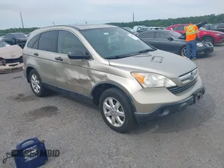 2007 Honda CR-V EX с VIN JHLRE38587C037447, выставлен на аукционе IAAI как лот 42323829 с пробегом Не указан миль и . История ставок и продаж доступна на DreamBid. Изображение 1.