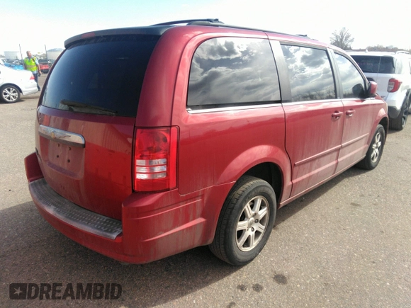 2008 Chrysler Town & Country Touring with VIN 2A8HR54P08R115219, listed as a IAAI auction lot 41785483 with 192,735 mi miles. Bid and sale history available at carsss.com. Image 4.