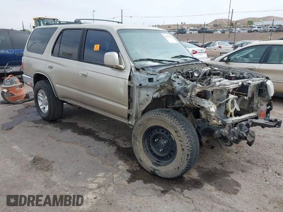 2001 Toyota 4Runner SR5 z VIN JT3HN86R019056725, wystawiony jako IAAI lot #42032030 z przebiegiem 327 390 mil mil oraz . Historia ofert i sprzedaży dostępna na DreamBid. Obrazek 1.