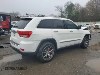 2013 Jeep Grand Cherokee Overland with VIN 1C4RJECT2DC590911, listed as a Copart auction lot 42939405 with 136,673 mi miles and Salvage Title. Bid and sale history available at carsss.com. Image 3.