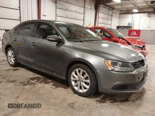 2012 Volkswagen Jetta SE с VIN 3VWDX7AJ1CM407479, выставлен на аукционе IAAI как лот 42080210 с пробегом 168 677 миль миль и . История ставок и продаж доступна на DreamBid. Изображение 1.