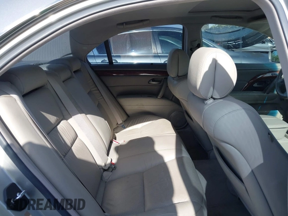 2006 Acura RL with VIN JH4KB16576C007898, listed as a IAAI auction lot 42690972 with 184,655 mi miles and . Bid and sale history available at DreamBid. Image 8.