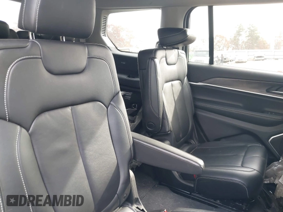 2022 Jeep Grand Cherokee Limited with VIN 1C4RJJBG8N8521335, listed as a IAAI auction lot 41010211 with 45,047 mi miles and . Bid and sale history available at DreamBid. Image 8.