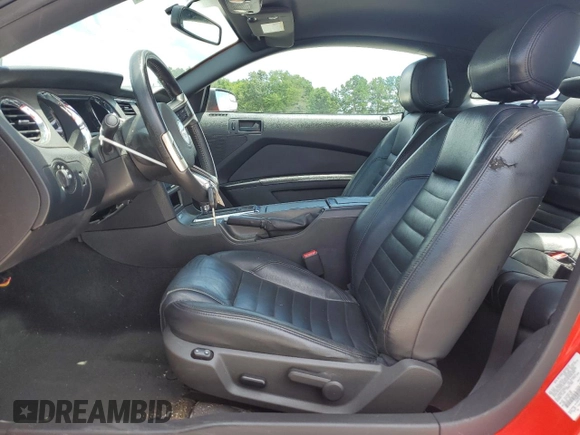 2014 Ford Mustang V6 with VIN 1ZVBP8AM5E5286617, listed as a Copart auction lot 61074515 with 139,231 mi miles and Salvage title. Bid and sale history available at DreamBid. Image 7.