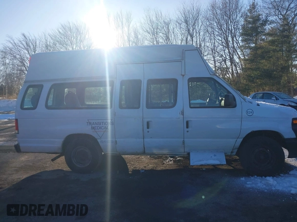 2013 Ford Econoline Cargo Commercial with VIN 1FTNS2EW7DDB11409, listed as a IAAI auction lot 41479914 with 216,048 mi miles and . Bid and sale history available at carsss.com. Image 14.