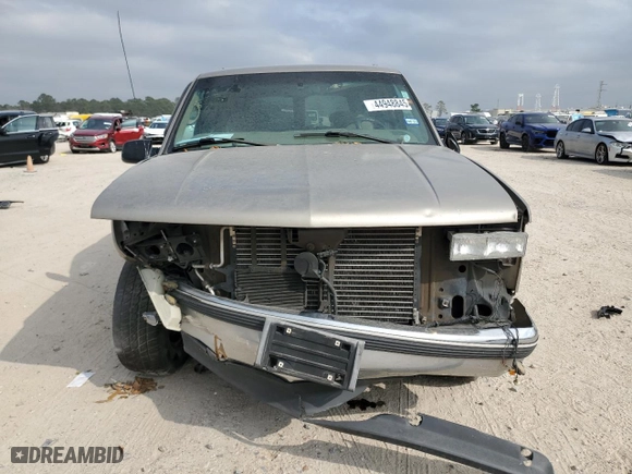 1999 Chevrolet Tahoe with VIN 1GNEC13R9XJ557532, listed as a Copart auction lot 44948845 with 215,360 mi miles and Salvage Title. Bid and sale history available at carsss.com. Image 5.