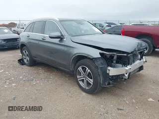 2018 Mercedes-Benz GLC 300 with VIN WDC0G4JB0JV038250, listed as a IAAI auction lot 41954769 with 24,131 mi miles and . Bid and sale history available at DreamBid. Image 1.