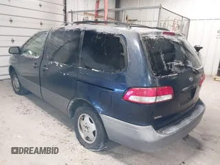 2003 Toyota Sienna CE with VIN 4T3ZF19C83U521363, listed as a IAAI auction lot 41274615 with 259,387 mi miles. Bid and sale history available at carsss.com. Image 3.