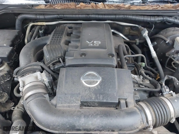 2015 Nissan Frontier SV with VIN 1N6AD0EV1FN766745, listed as a IAAI auction lot 41553521 with 107,919 mi miles. Bid and sale history available at carsss.com. Image 10.