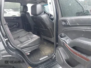 2016 GMC Yukon SLT with VIN 1GKS1BKC8GR217962, listed as a IAAI auction lot 40422726 with 182,293 mi miles. Bid and sale history available at carsss.com. Image 8.