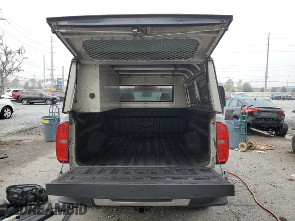 2016 Chevrolet Colorado 2WD WT with VIN 1GCGSBE32G1102699, listed as a Copart auction lot 43218755 with 130,776 mi miles and Salvage Title. Bid and sale history available at DreamBid. Image 6.