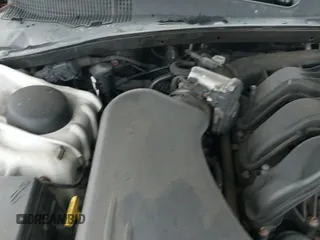 2013 Dodge Charger SXT z VIN 2C3CDXJG8DH528767, wystawiony jako IAAI lot #41627596 z przebiegiem 204 619 mil mil oraz . Historia ofert i sprzedaży dostępna na DreamBid. Obrazek 22.