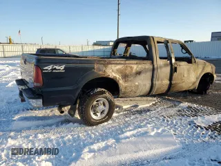 2002 Ford Super Duty F-250 XL with VIN 1FTNX21S02ED60145, listed as a Copart auction lot 48237514 with 0 mi miles and Salvage Title. Bid and sale history available at carsss.com. Image 3.