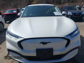 2022 Ford Mustang Mach-E Select z VIN 3FMTK1SS2NMA17717, wystawiony jako IAAI lot #41737529 z przebiegiem Nie podano mil oraz . Historia ofert i sprzedaży dostępna na DreamBid. Obrazek 6.