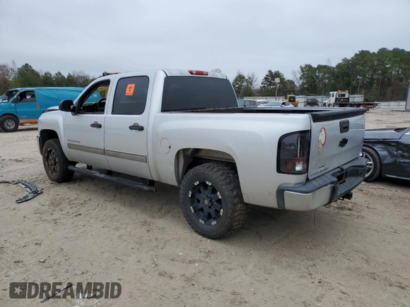 2013 Chevrolet Silverado 1500 LT with VIN 3GCPCSEA0DG113306, listed as a Copart auction lot 85650634 with 126,002 mi miles and Salvage Title. Bid and sale history available at DreamBid. Image 2.