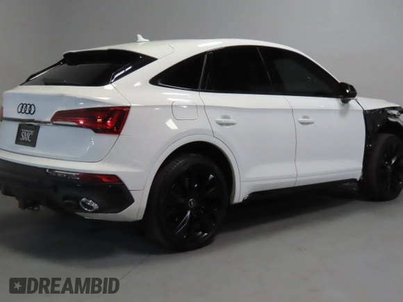 2023 Audi SQ5 Sportback Premium Plus z VIN WA124AFY1P2038636, wystawiony jako Copart lot #53910115 z przebiegiem 27 258 mil mil oraz Szkody całkowita. Historia ofert i sprzedaży dostępna na DreamBid. Obrazek 3.