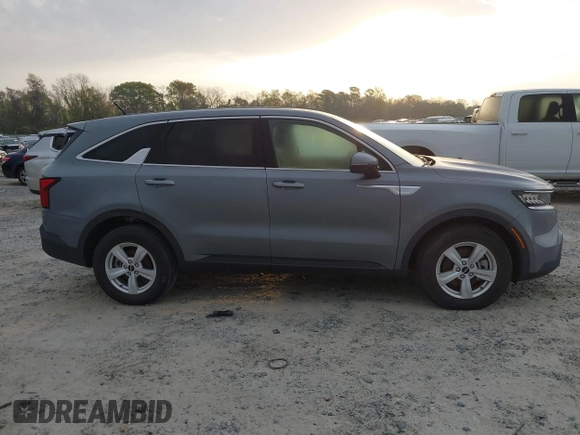 2022 Kia Sorento LX with VIN 5XYRG4LC8NG122154, listed as a IAAI auction lot 41867453 with 15,619 mi miles. Bid and sale history available at carsss.com. Image 12.