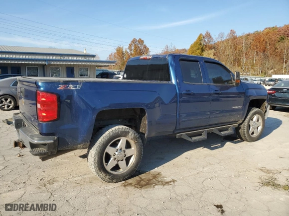 2015 Chevrolet Silverado 2500HD Built After Aug 14 LT with VIN 1GC2KVEG8FZ534910, listed as a Copart auction lot 77168904 with 95,888 mi miles and Salvage Title. Bid and sale history available at carsss.com. Image 3.
