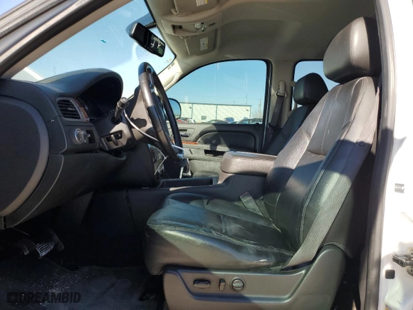 2012 Chevrolet Suburban LT with VIN 1GNSCJE09CR322674, listed as a Copart auction lot 42124715 with 177,048 mi miles and Clean Title. Bid and sale history available at carsss.com. Image 7.