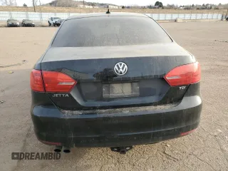 2014 Volkswagen Jetta TDI w/Premium with VIN 3VW3L7AJ7EM412700, listed as a Copart auction lot 82004544 with 157,399 mi miles and Salvage title. Bid and sale history available at DreamBid. Image 6.