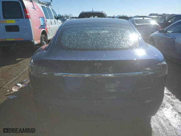 2020 Tesla Model S Long Range with VIN 5YJSA1E25LF382456, listed as a Copart auction lot 47990125 with 47,414 mi miles and Salvage Title. Bid and sale history available at carsss.com. Image 6.