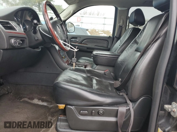 2009 Cadillac Escalade ESV с VIN 1GYFK262X9R294454, выставлен на аукционе Copart как лот 47105335 с пробегом 191 501 миль миль и Чистый • Clean title. История ставок и продаж доступна на DreamBid. Изображение 7.