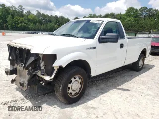 2010 Ford F-150 XL с VIN 1FTMF1CW5AKB83472, выставлен на аукционе Copart как лот 59979585 с пробегом 279 421 миль миль и Списание • Salvage title. История ставок и продаж доступна на DreamBid. Изображение 1.
