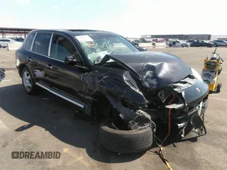 2005 Porsche Cayenne z VIN WP1AA29P25LA21823, wystawiony jako IAAI lot #39209571 z przebiegiem Nie podano mil oraz . Historia ofert i sprzedaży dostępna na DreamBid. Obrazek 1.