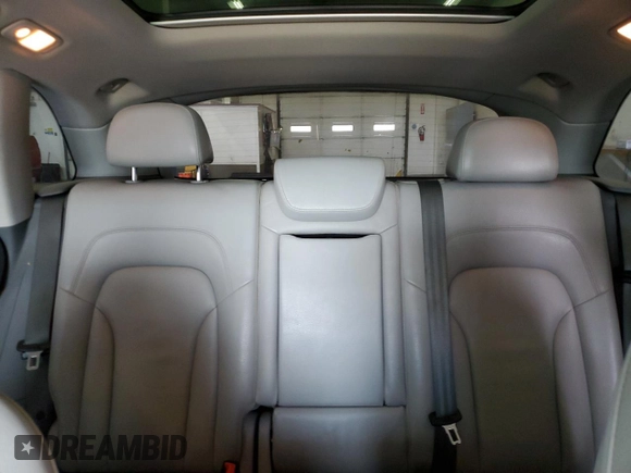 2014 Audi Q5 Premium Plus with VIN WA1LFBFP3EA028494, listed as a Copart auction lot 59033515 with 130,206 mi miles and Salvage title. Bid and sale history available at DreamBid. Image 10.