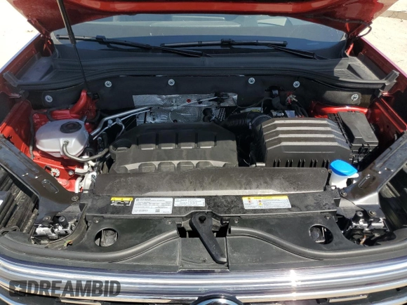 2024 Volkswagen Atlas SEL with VIN 1V2BR2CA3RC533646, listed as a Copart auction lot 52700135 with 10,498 mi miles and Salvage title. Bid and sale history available at DreamBid. Image 12.