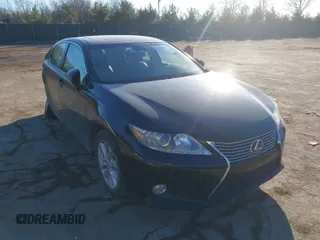 2013 Lexus ES 300h Hybrid with VIN JTHBW1GG6D2029012, listed as a IAAI auction lot 41458194 with 205,442 mi miles. Bid and sale history available at carsss.com. Image 1.