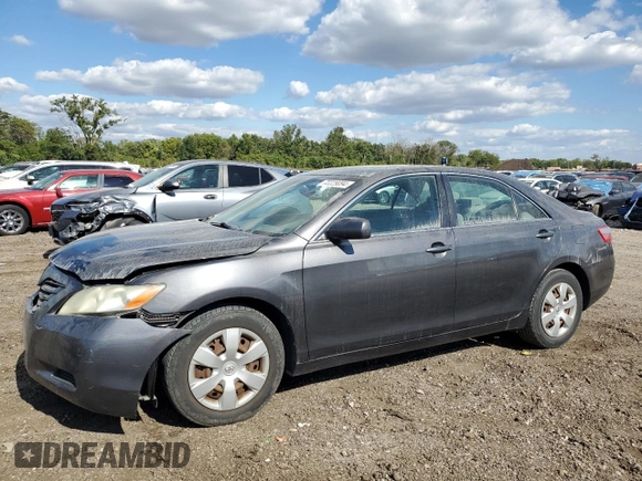 2008 Toyota Camry LE z VIN 4T4BE46K88R013921, wystawiony jako Copart lot #72229094 z przebiegiem 120 851 mil mil oraz Szkoda całkowita • Salvage title. Historia ofert i sprzedaży dostępna na DreamBid. Obrazek 1.