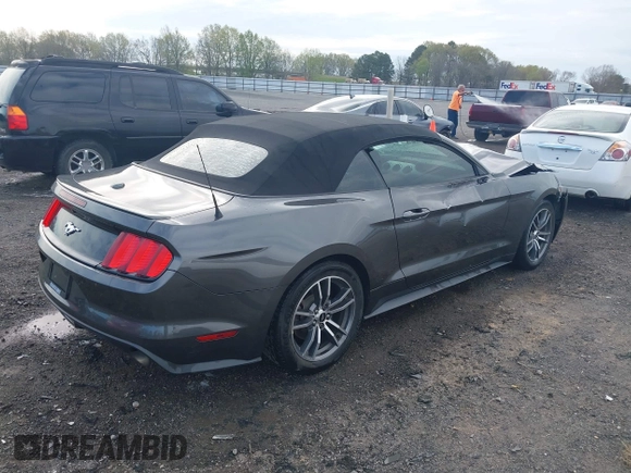 2017 Ford Mustang EcoBoost Premium z VIN 1FATP8UH5H5295852, wystawiony jako IAAI lot #41876517 z przebiegiem 132 910 mil mil oraz . Historia ofert i sprzedaży dostępna na DreamBid. Obrazek 4.