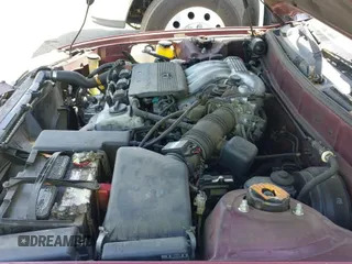 1996 Toyota Camry LE z VIN 4T1BF12K1TU129000, wystawiony jako IAAI lot #42294535 z przebiegiem 157 851 mil mil oraz . Historia ofert i sprzedaży dostępna na DreamBid. Obrazek 12.