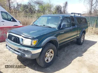 2003 Toyota Tacoma with VIN 5TEWN72N53Z185860, listed as a IAAI auction lot 41929543 with 324,407 mi miles. Bid and sale history available at carsss.com. Image 2.