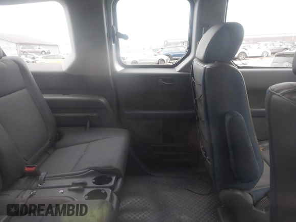 2004 Honda Element EX with VIN 5J6YH28564L039133, listed as a IAAI auction lot 41833130 with Not Provided miles and . Bid and sale history available at DreamBid. Image 8.