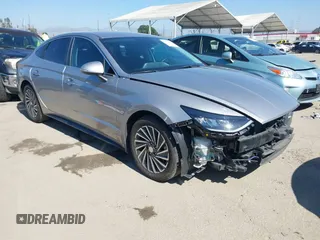 2021 Hyundai Sonata Hybrid SEL with VIN KMHL34JJ7MA026559, listed as a IAAI auction lot 41657589 with 119,019 mi miles. Bid and sale history available at carsss.com. Image 1.