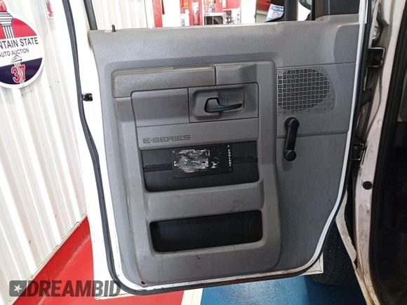 2011 Ford Econoline Cargo Commercial with VIN 1FTSS3EL2BDB12446, listed as a IAAI auction lot 42845757 with 278,214 mi miles and . Bid and sale history available at DreamBid. Image 41.