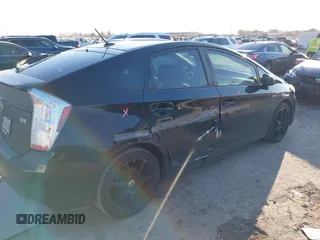2011 Toyota Prius I with VIN JTDKN3DUXB0293692, listed as a IAAI auction lot 41628333 with 124,577 mi miles. Bid and sale history available at carsss.com. Image 4.